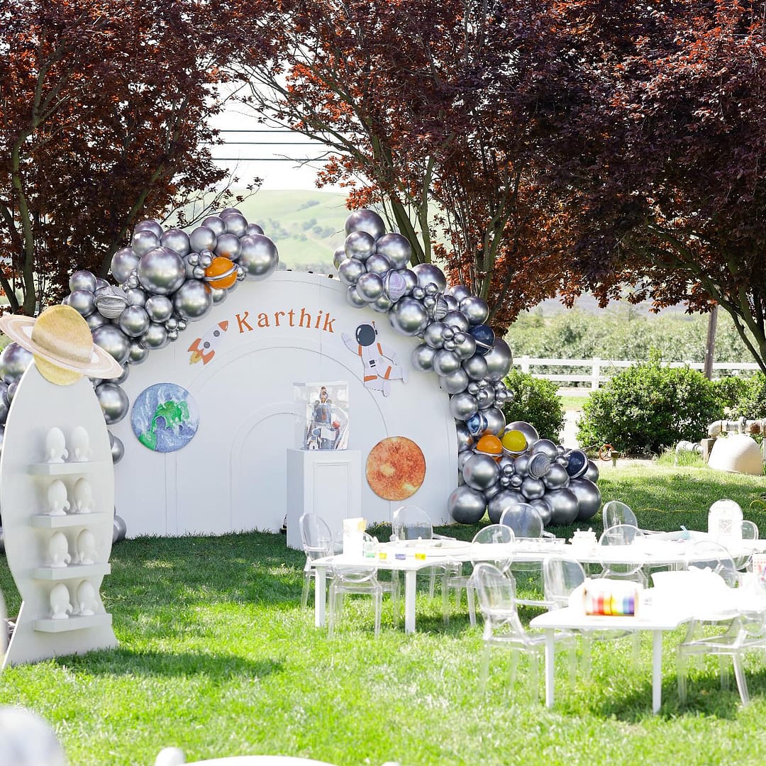 "Out of this world", kids Rocket b-day party by Mellow Events